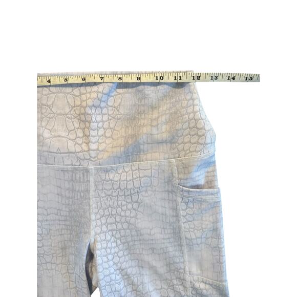 90 Degree by Reflex High Rise Bike Shorts Gray Blue Croc Print Pockets Size M - Picture 6 of 7